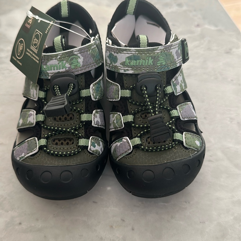 Brand new sandals